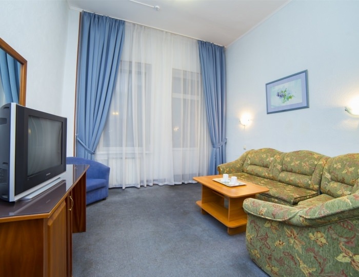 «Стандартный» 2-комнатный двухместный номер - Парк-отель «Покровское» (бывш. «Царский лес»)