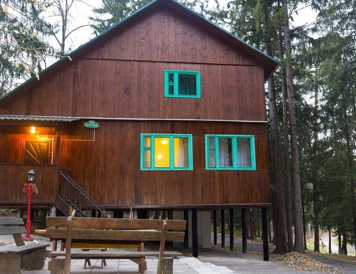 Коттедж восьмиместный с видом на озеро - Парк-отель «Покровское» (бывш. «Царский лес»)