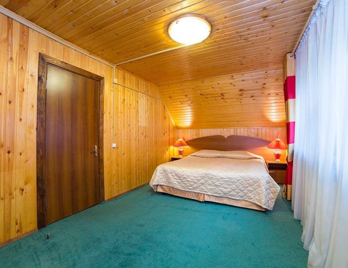 Коттедж восьмиместный с видом на озеро - Парк-отель «Покровское» (бывш. «Царский лес»)