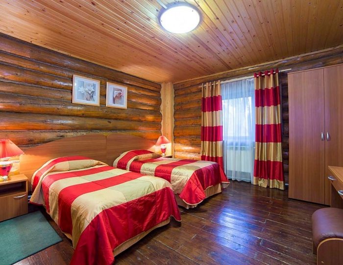 Коттедж восьмиместный с видом на озеро - Парк-отель «Покровское» (бывш. «Царский лес»)